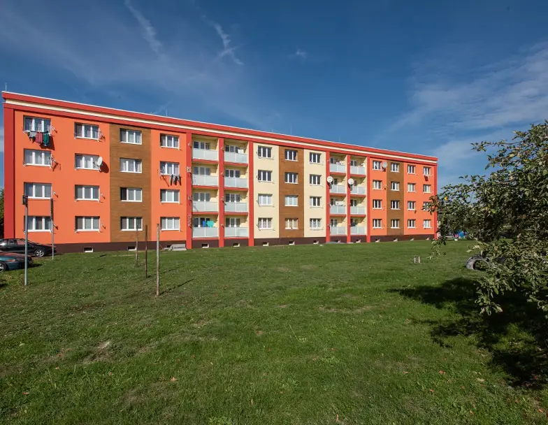 Revitalizace bytového domu Jiráskova 261-263 v Lužci nad Vltavou